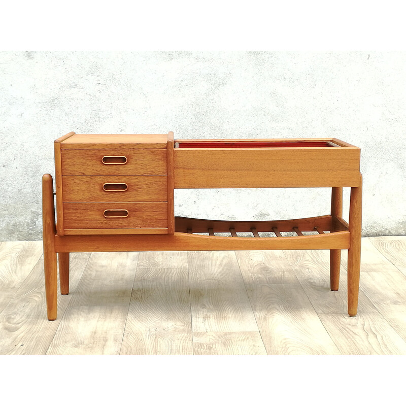 Vintage chest of drawers in teak with planter by A.W. Iversen for Vinde Møbelfabrik, 1960