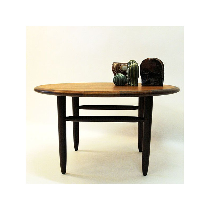 Vintage coffee table round in teak by Aase Dreieri Norway 1958