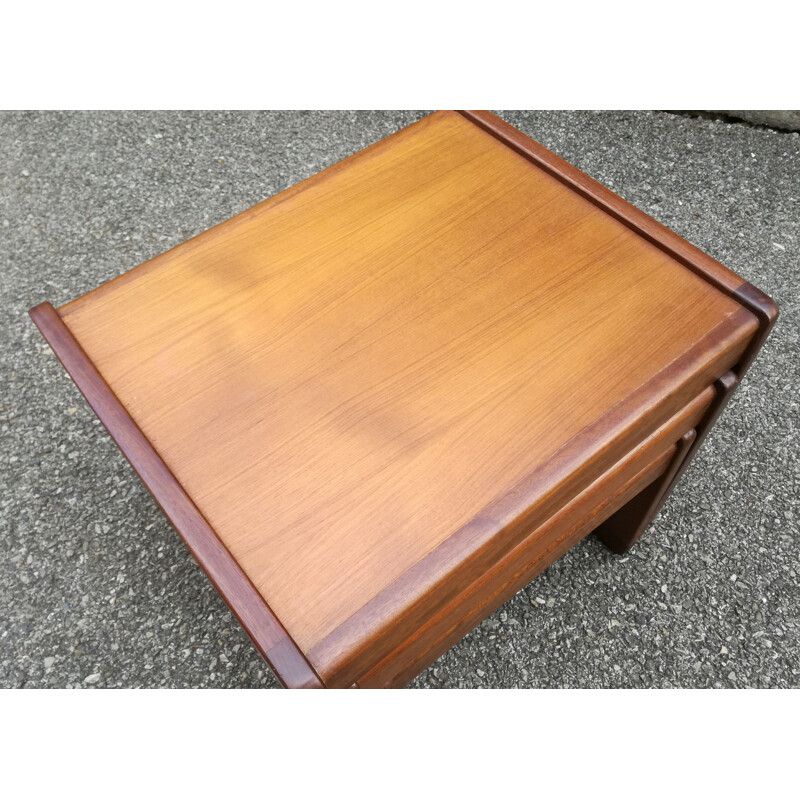 Vintage nesting tables in teak 1960s