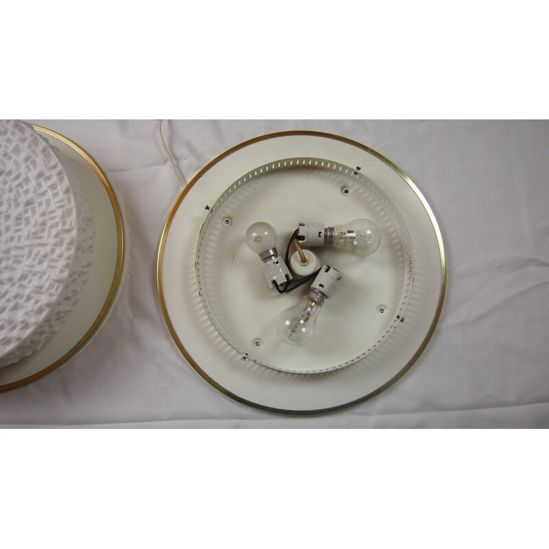 Paire d'appliques blanches vintage en métal et en laiton pour Arteluce