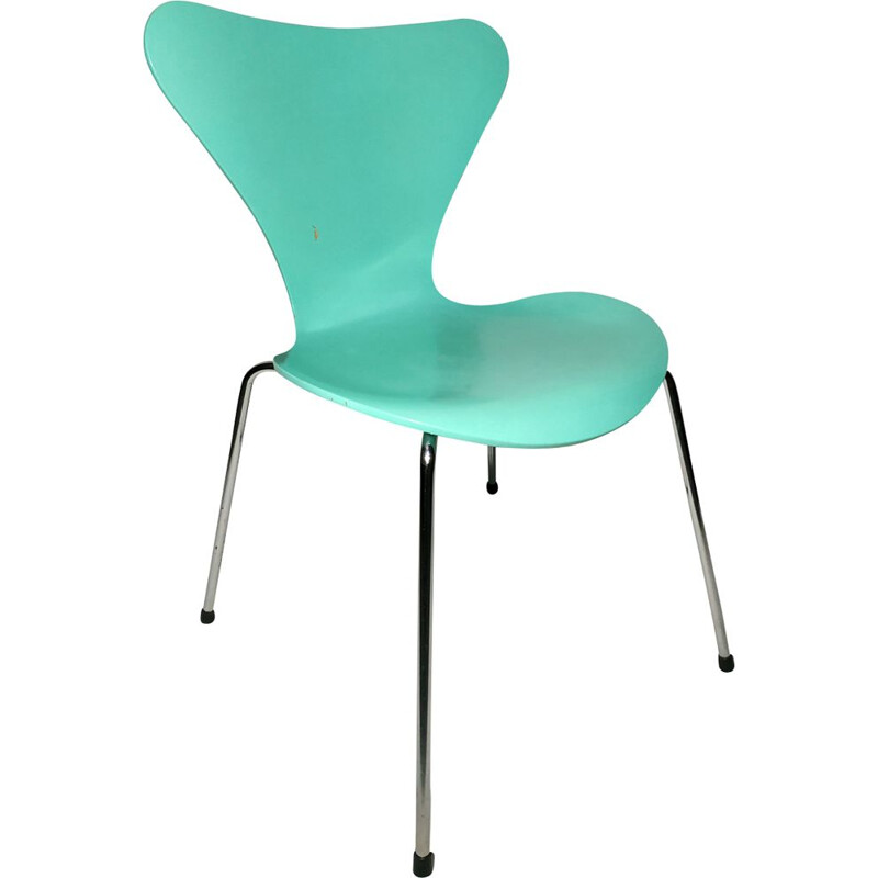 Vintage Chair series 7 by Arne Jacobsen Fritz Hansen Edition