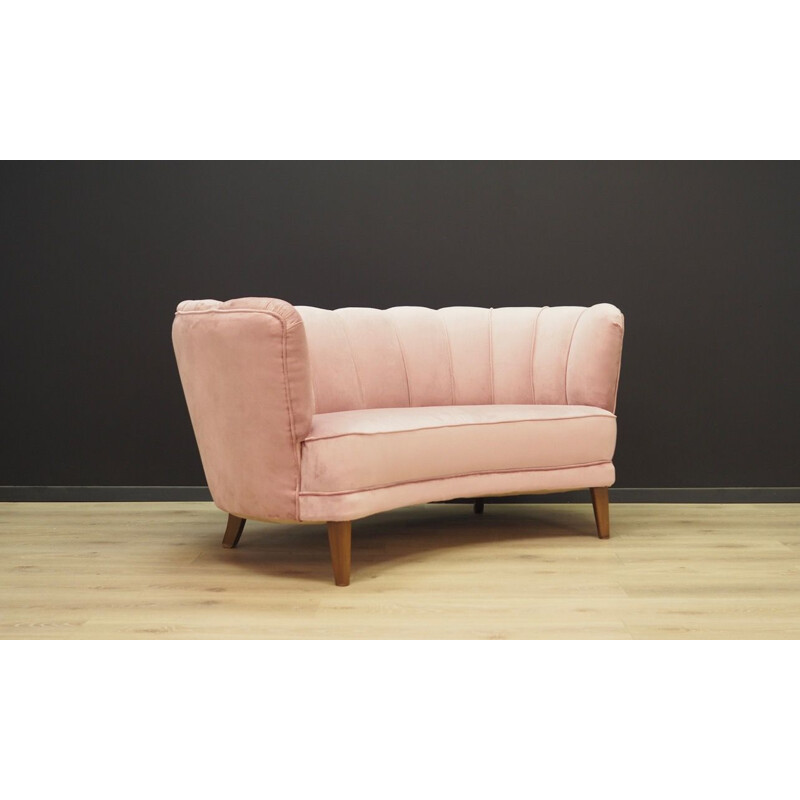 Vintage Danish sofa in pink velvet