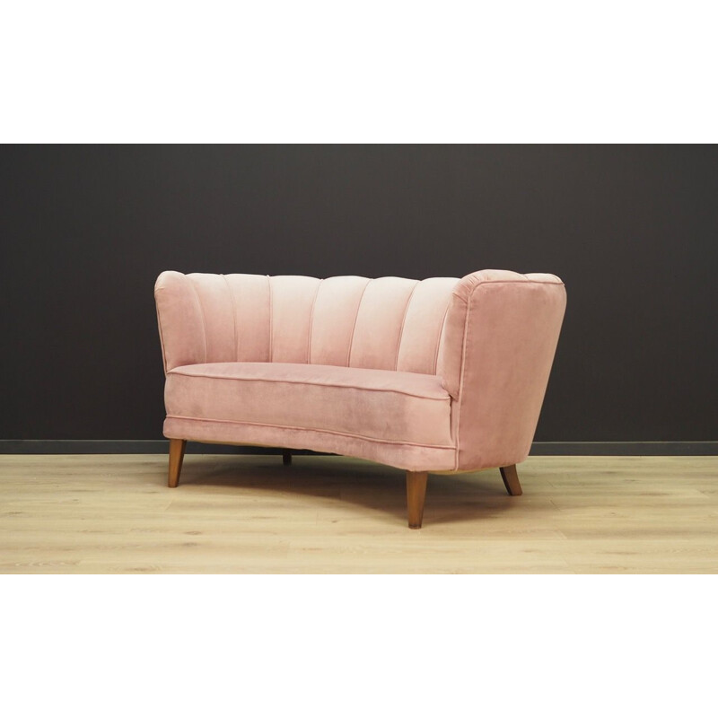 Vintage Danish sofa in pink velvet