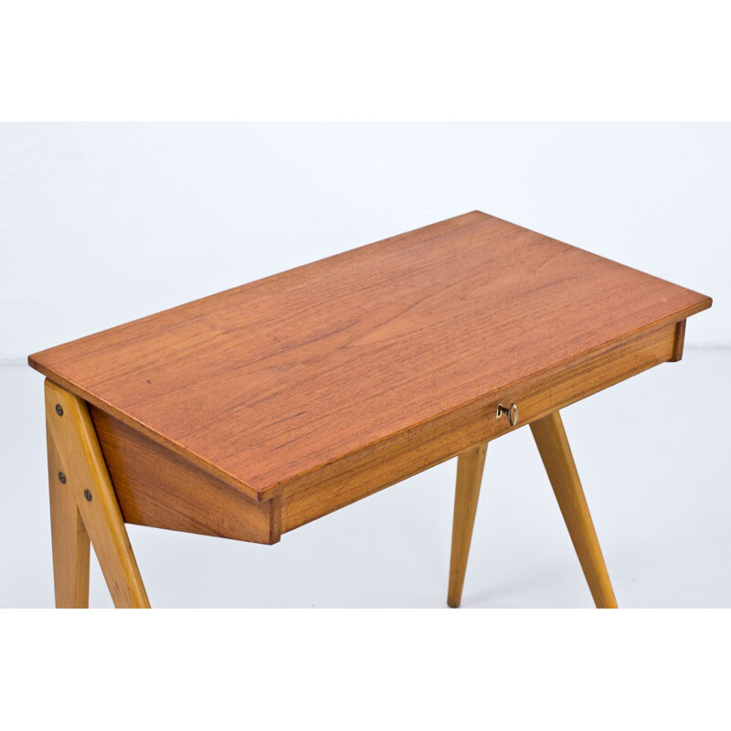 Small desk in beech and teak by Yngve Ekström for ESE Möbler