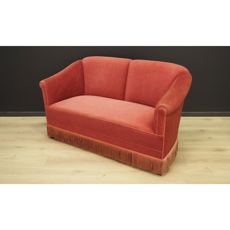 Vintage Scandinavian sofa in red velvet