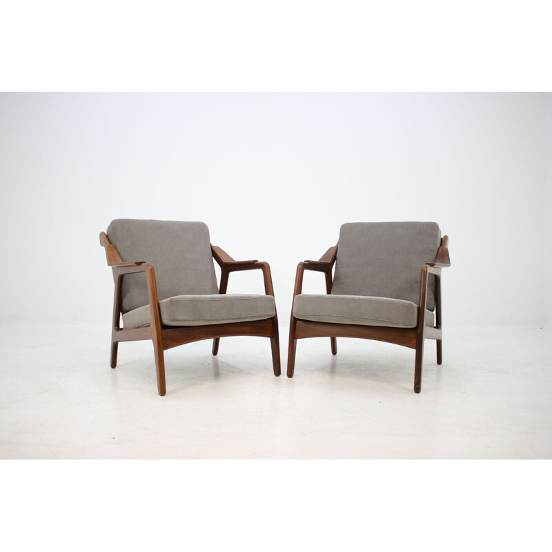 Set of 2 vintage armchairs by Petersen in grey fabric and wood 1970