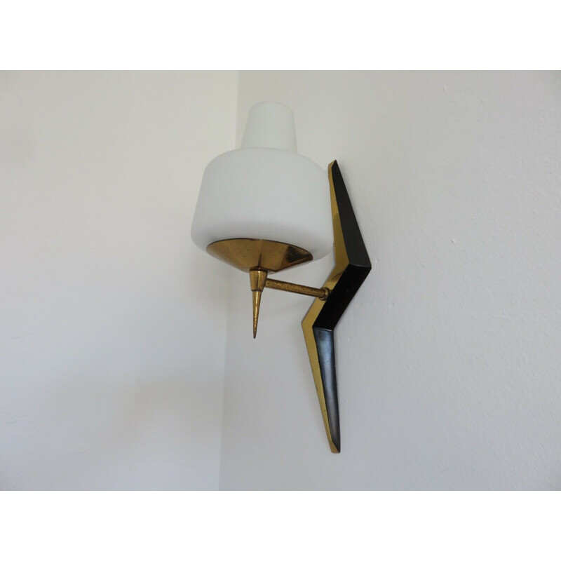 Vintage wall lamp in brass and opaline by Arlus,1950