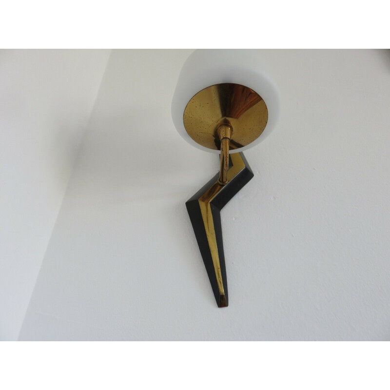 Vintage wall lamp in brass and opaline by Arlus,1950