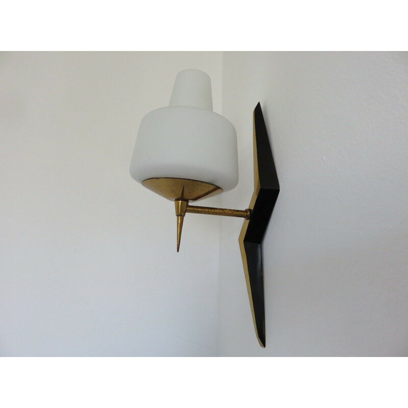 Vintage wall lamp in brass and opaline by Arlus,1950