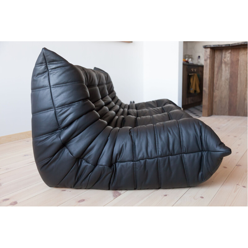 Vintage Togo 3-seat sofa in black leather by Michel Ducaroy for Ligne Roset