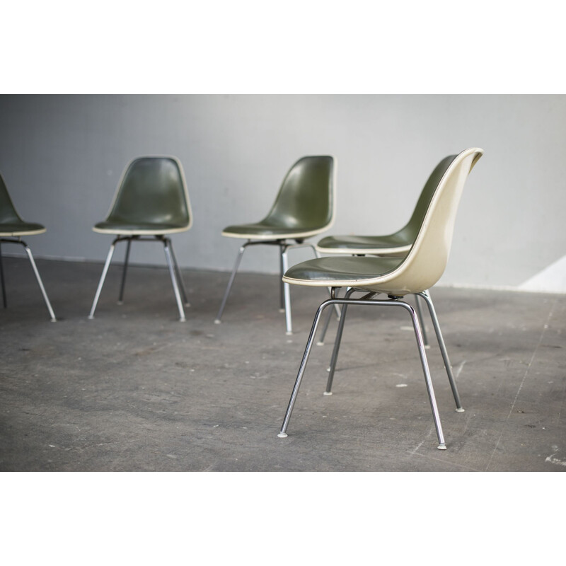 Set of 6 vintage chairs Eames DSX 1960s