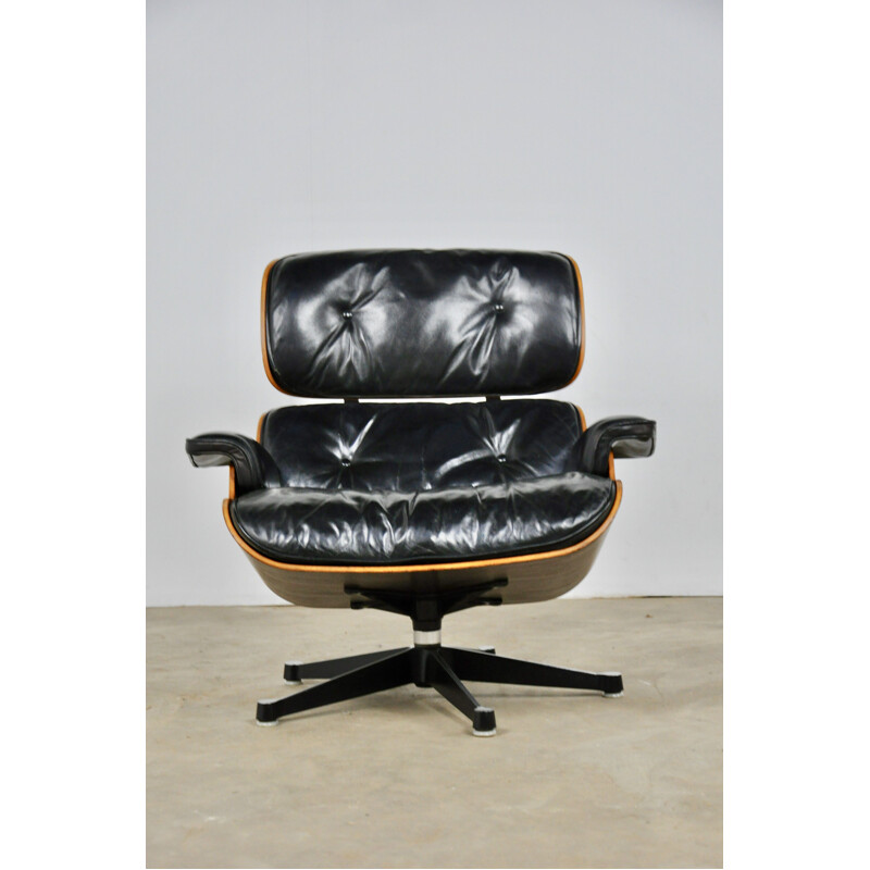 Vintage Lounge chair by Eames for Miller in rosewood and black leather 1970