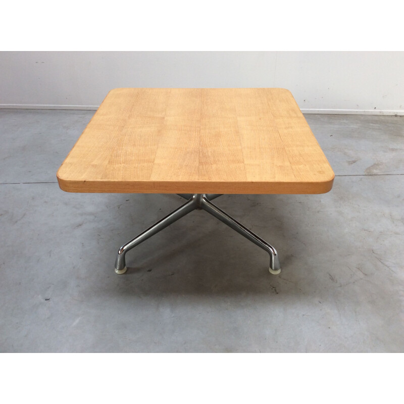 Vintage Eames coffee table for Miller in wood and steel 1960