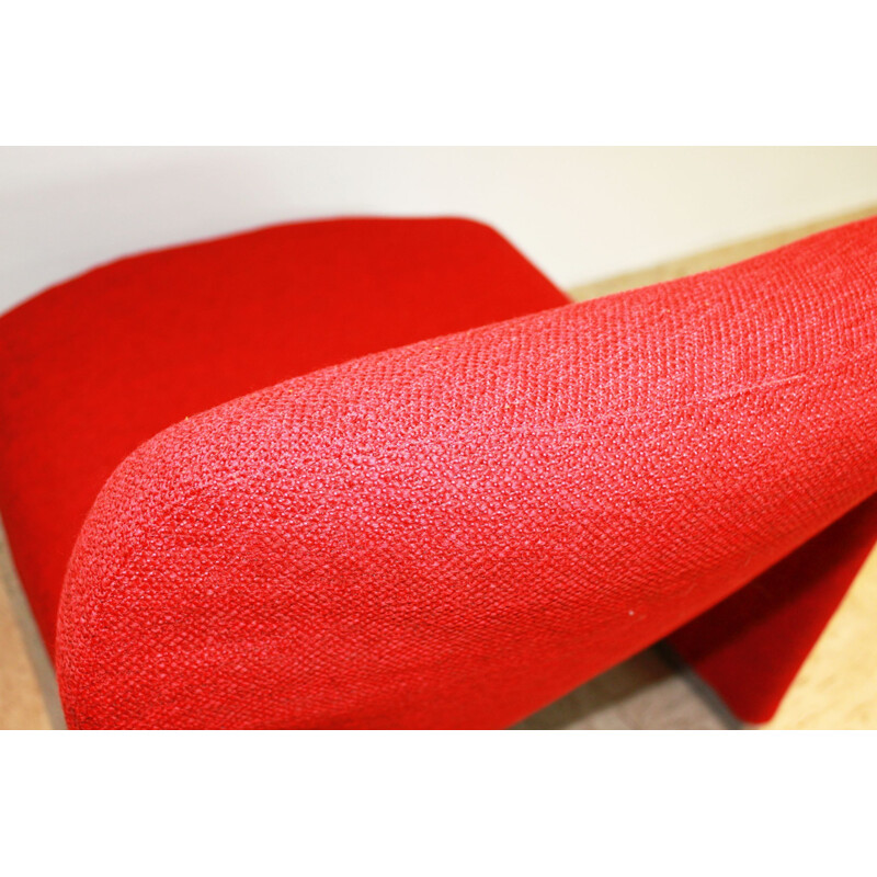 Vintage Alky red armchair by Piretti for Castelli