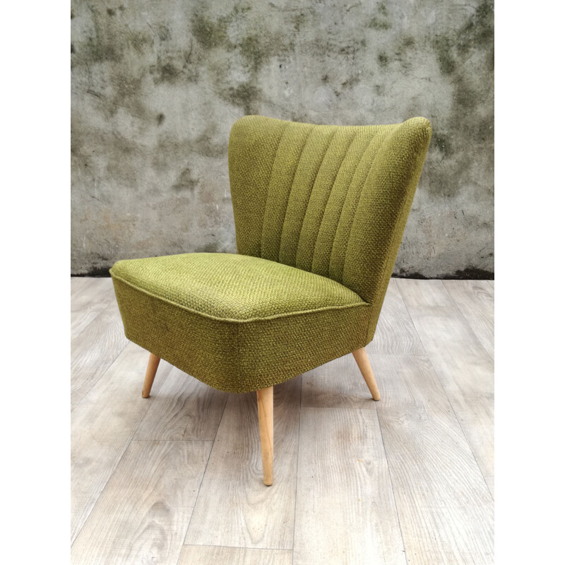 Vintage "cocktail" green armchair from the 60s 