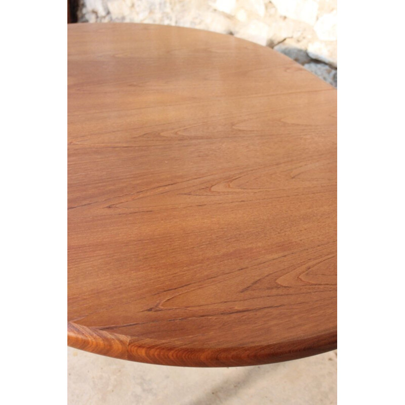 Vintage oval dining table in teak by G-Plan,1960