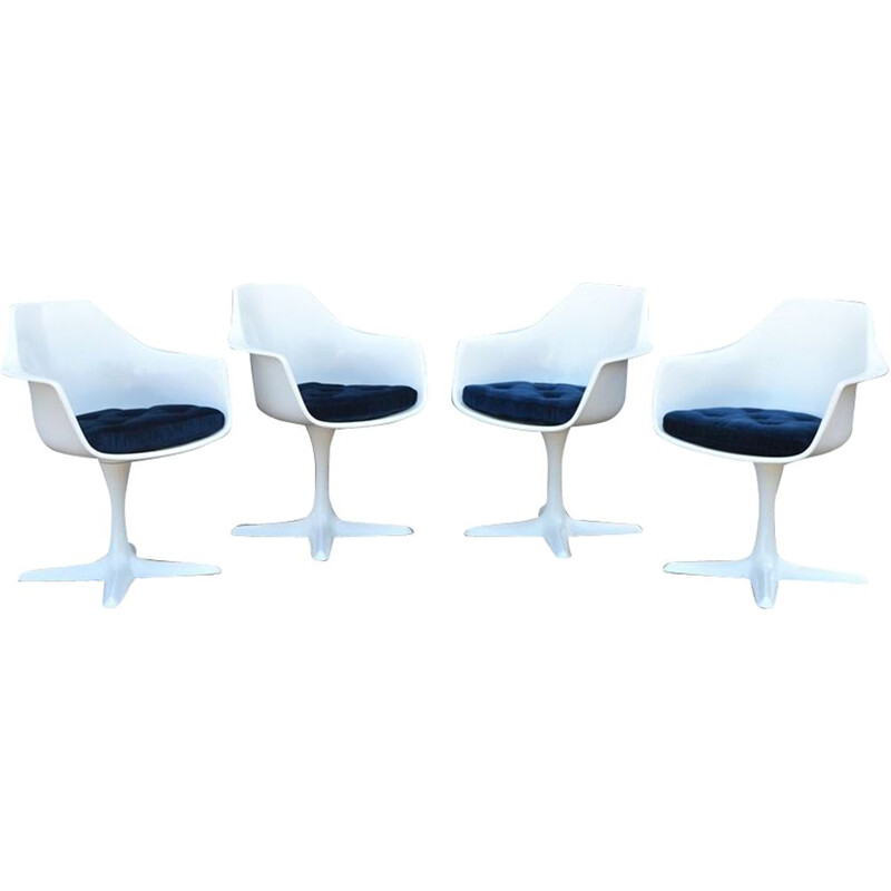 Suite de 4 chaises vintage modèle 116 pour Arkana en plastique blanc et métal 1960