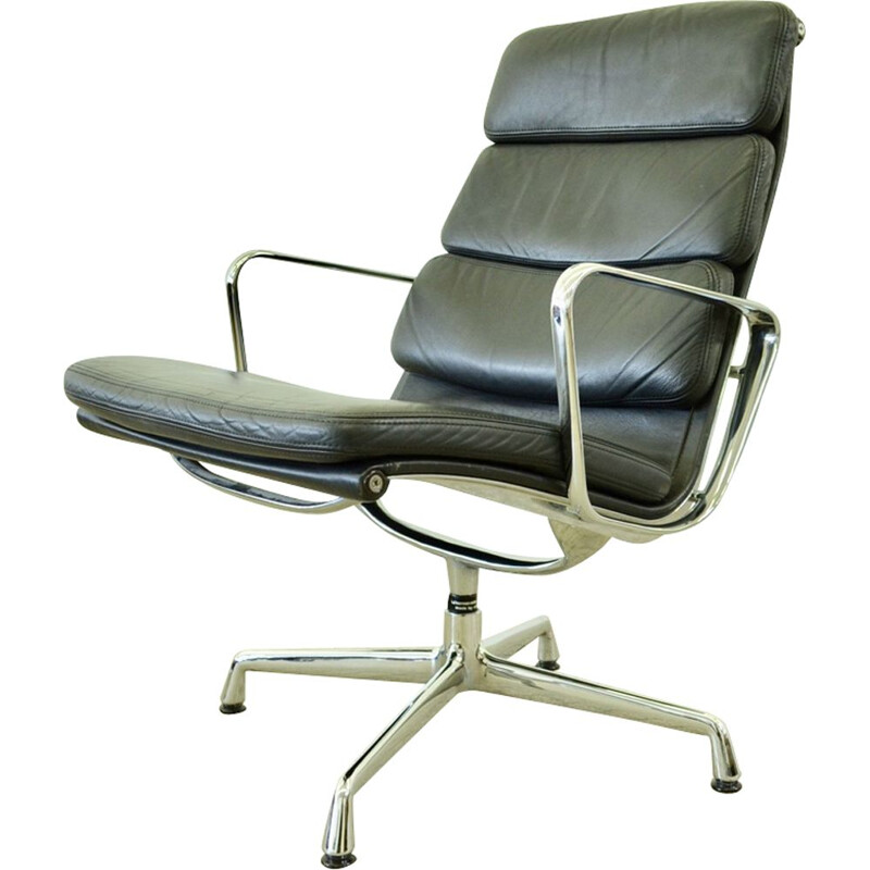 Vintage lounge chair EA216 by Charles & Ray Eames Herman Miller for Vitra 