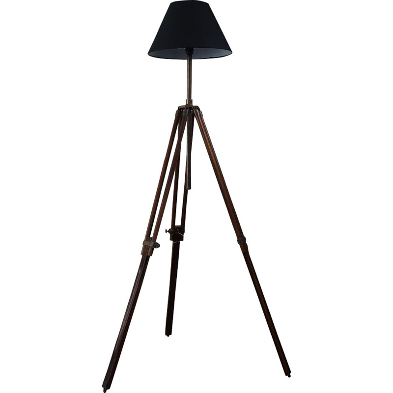 Vintage floor lamp tripod in wood 1980