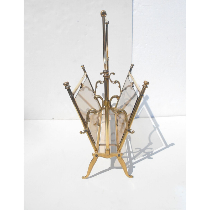 Vintage magazine rack by Lacca in brass and glass 1950