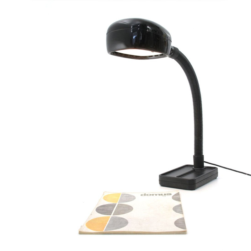 Vintage italian table lamp for Neolt in black plastic 1980