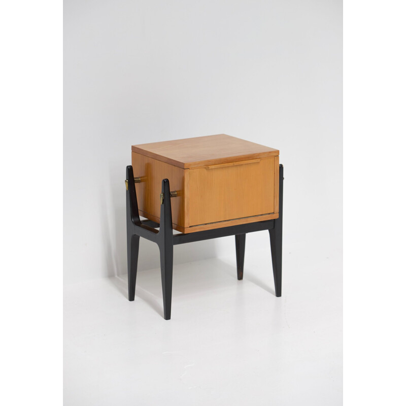 Table de chevet vintage belge en bois et en laiton 1950