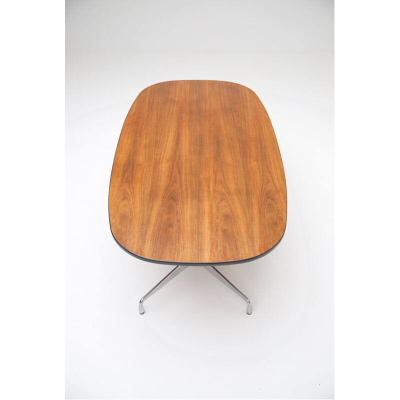 Table vintage Segmented de Eames pour Miller en noyer et aluminium