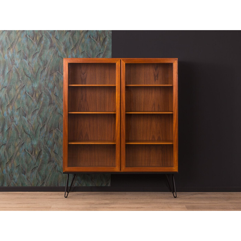 Vintage scandinavian showcase for Omann Jun in teakwood and glass 1960