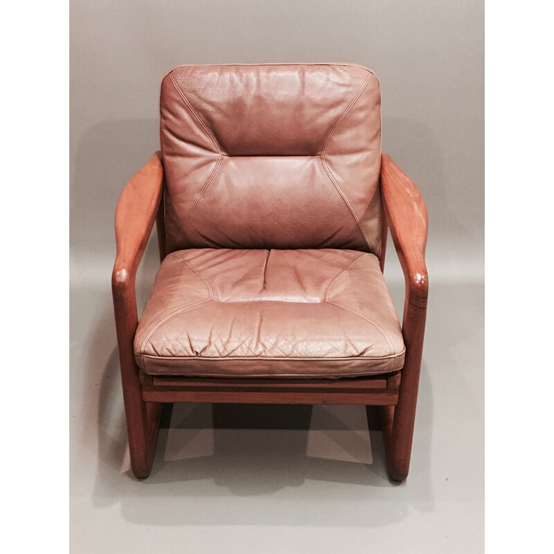 Scandinavian vintage armchair in teak and brown leather 1960