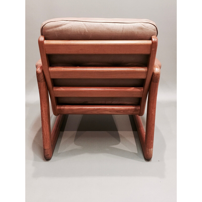 Scandinavian vintage armchair in teak and brown leather 1960