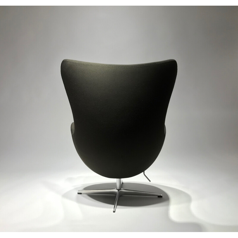 Vintage Egg Chair edition Fritz Hansen Design Arne Jacobsen 2010