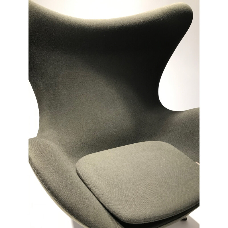 Fauteuil Egg Chair vintage édition Fritz Hansen Design Arne Jacobsen 2010