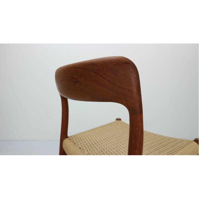 Set of 4 vintage Dining Chairs by Niels Otto Møller, Model 75, Denmark