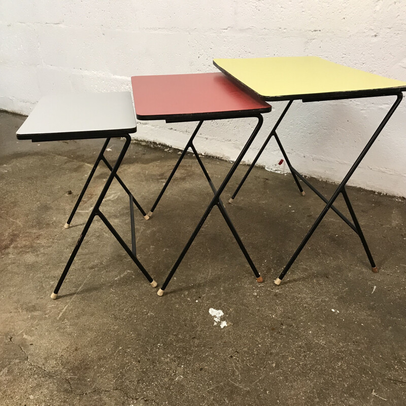 Set of vintage dutch nesting tables for Artimeta in formica 1950