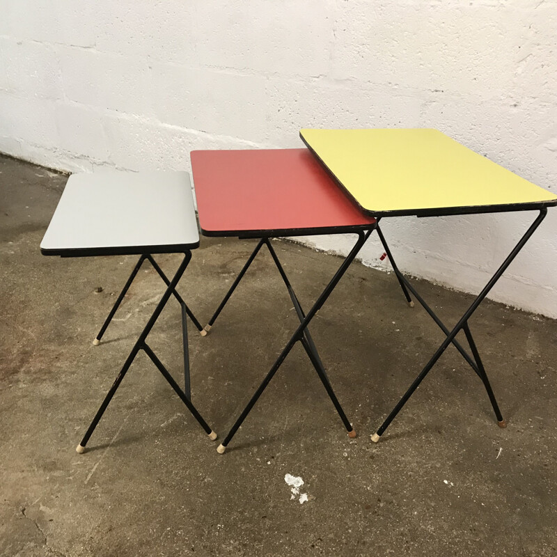 Set of vintage dutch nesting tables for Artimeta in formica 1950