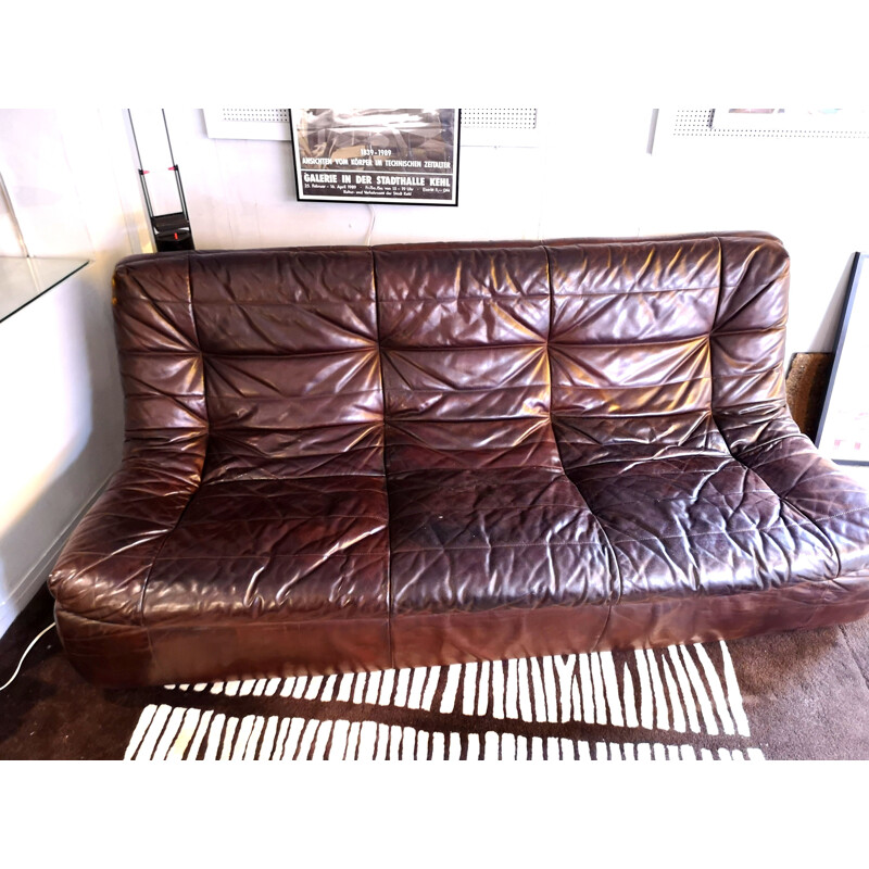 Vintage 3 seater sofa in leather from the 70s 