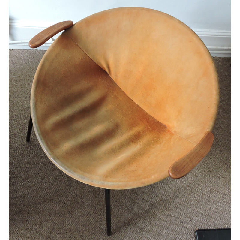 Vintage Balloon beige armchair for Lea Design in steel 1960