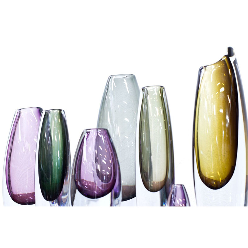 Set of 7 vintage vases for Strömbergshyttan in glass 1950