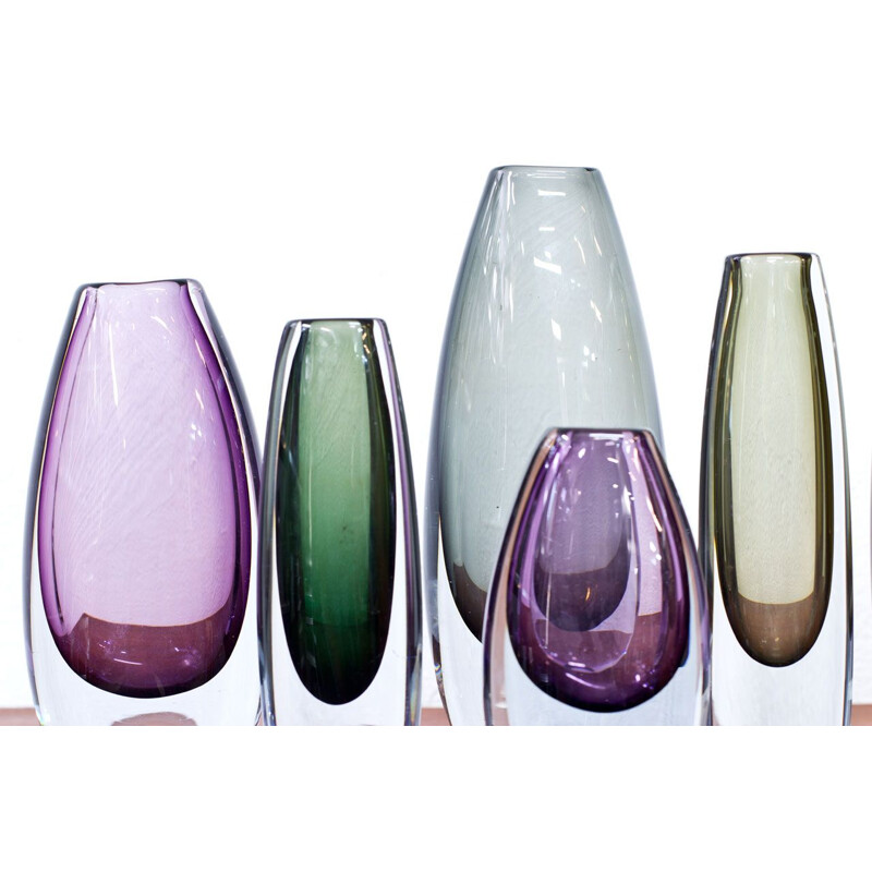 Set of 7 vintage vases for Strömbergshyttan in glass 1950