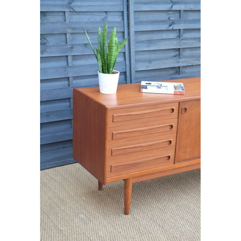 Vintage scandinavian sideboard by Andersen in teak 1960