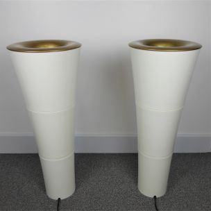 Pair of vintage Flambeau lamps for Kaoyi in white plastic 1980