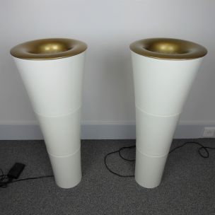 Pair of vintage Flambeau lamps for Kaoyi in white plastic 1980