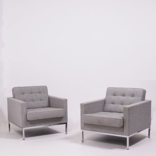 Vintage pair of armchairs in grey wool by Florence Knoll