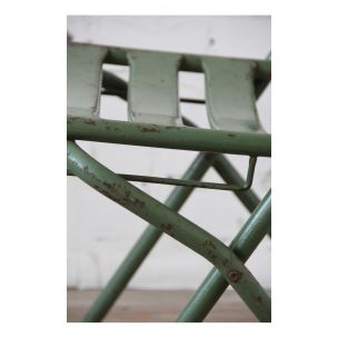 Suite de 12 chaises françaises vintage en métal vert 1950