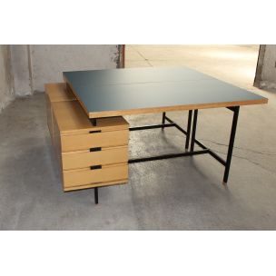 Paire de bureaux vintage par Pierre Guariche pour Minvielle en frêne et Formica 1950s