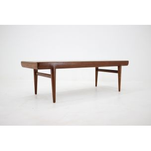 Vintage coffee table in teak by Johannes Andersen,1960