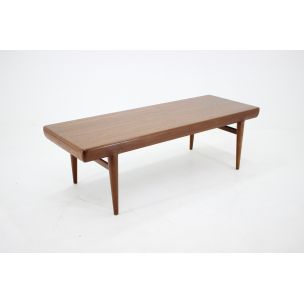 Vintage coffee table in teak by Johannes Andersen,1960