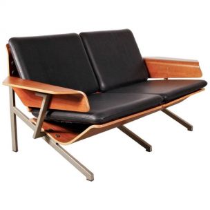 Canapé vintage FM50 pour Pastoe en cuir noir et contreplaqué 1960