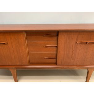 Vintage sideboard for Yentique in teakwood 1960