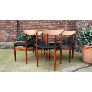 Set of 5 vintage scandinavian chairs in teak 1960